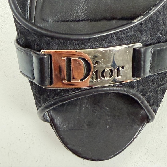 Christian Dior Diorissimo Pattern Black Leather Pumps - Picture 10 of 11
